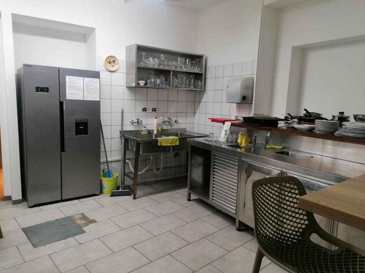 Hostel Vojnik Eksteriør bilde