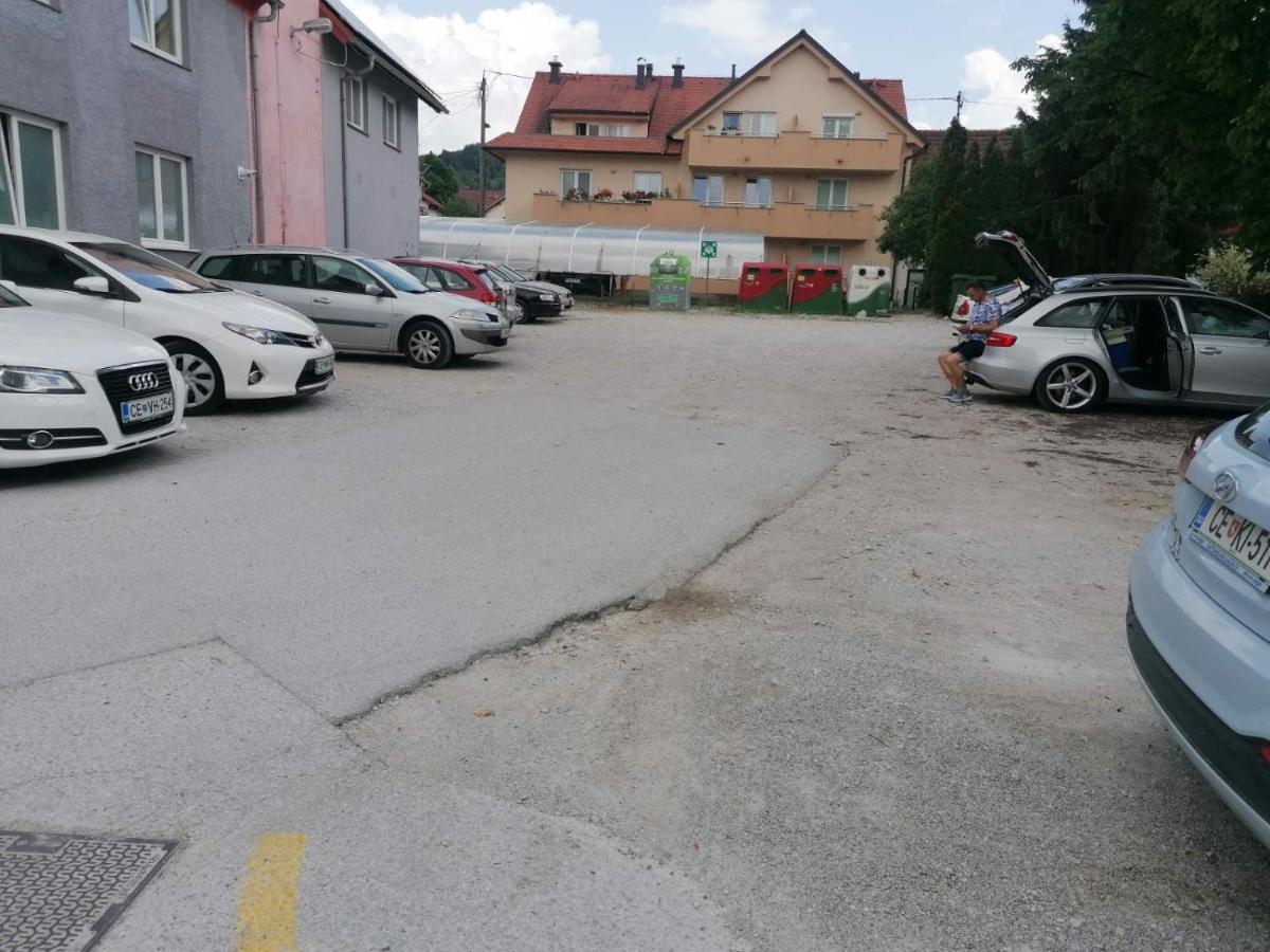 Hostel Vojnik Eksteriør bilde